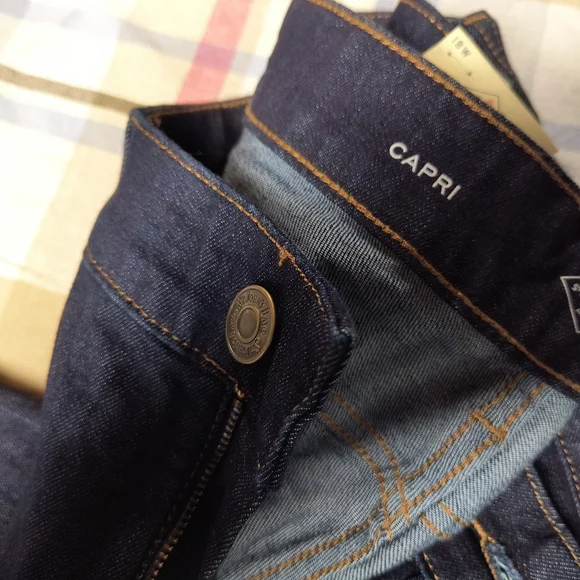 Women's St. John's Bay Dark Blue Ankle Jeans - Picture 2 of 3